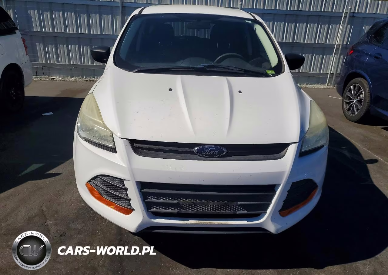 2013 Ford Escape S VIN:1FMCU0F76DUC16080 - 5