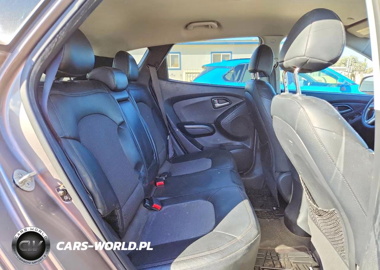 2011 Hyundai Tucson Gls VIN:KM8JU3AC4BU157413 - 11