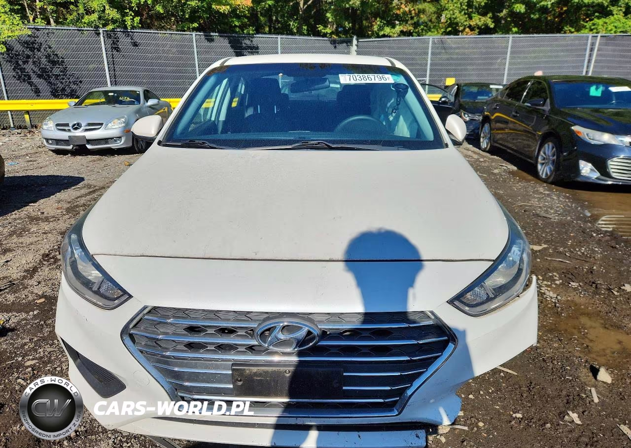 2019 Hyundai Accent Se VIN:3KPC24A33KE076412 - 5