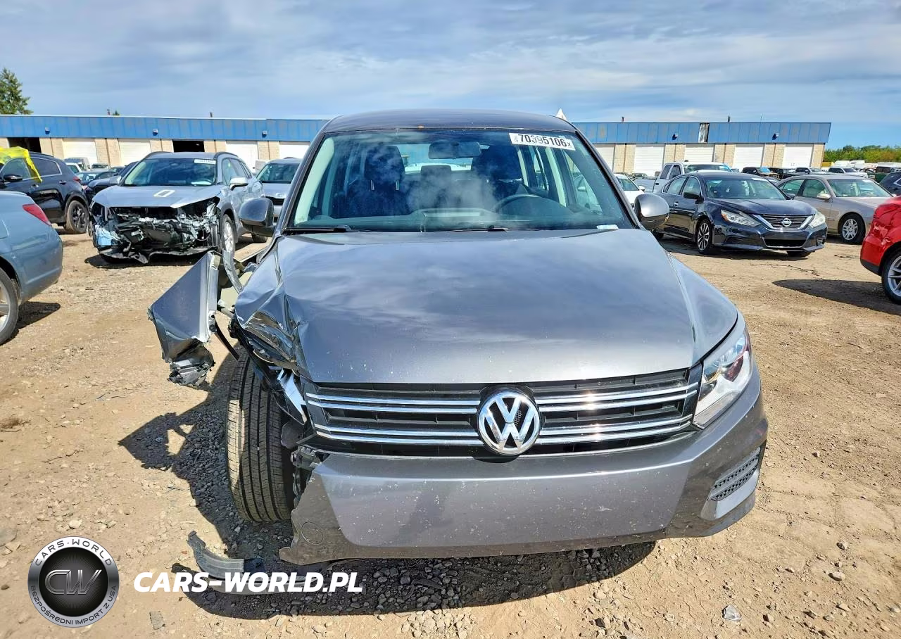 2012 Volkswagen Tiguan S VIN:WVGAV7AX6CW004335 - 5