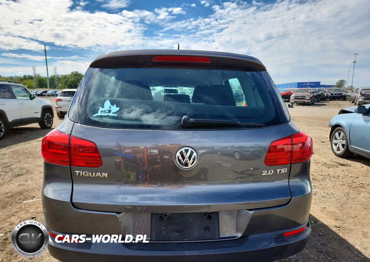 2012 Volkswagen Tiguan S VIN:WVGAV7AX6CW004335 - 6