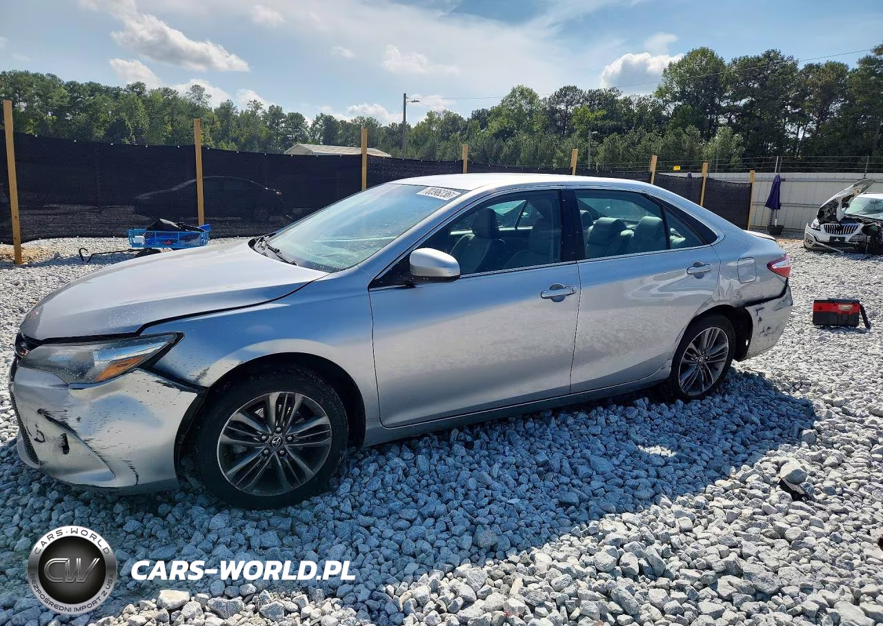 2017 Toyota Camry Se VIN:4T1BF1FK3HU350079 - 1
