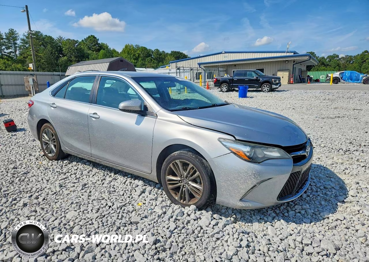 2017 Toyota Camry Se VIN:4T1BF1FK3HU350079 - 4
