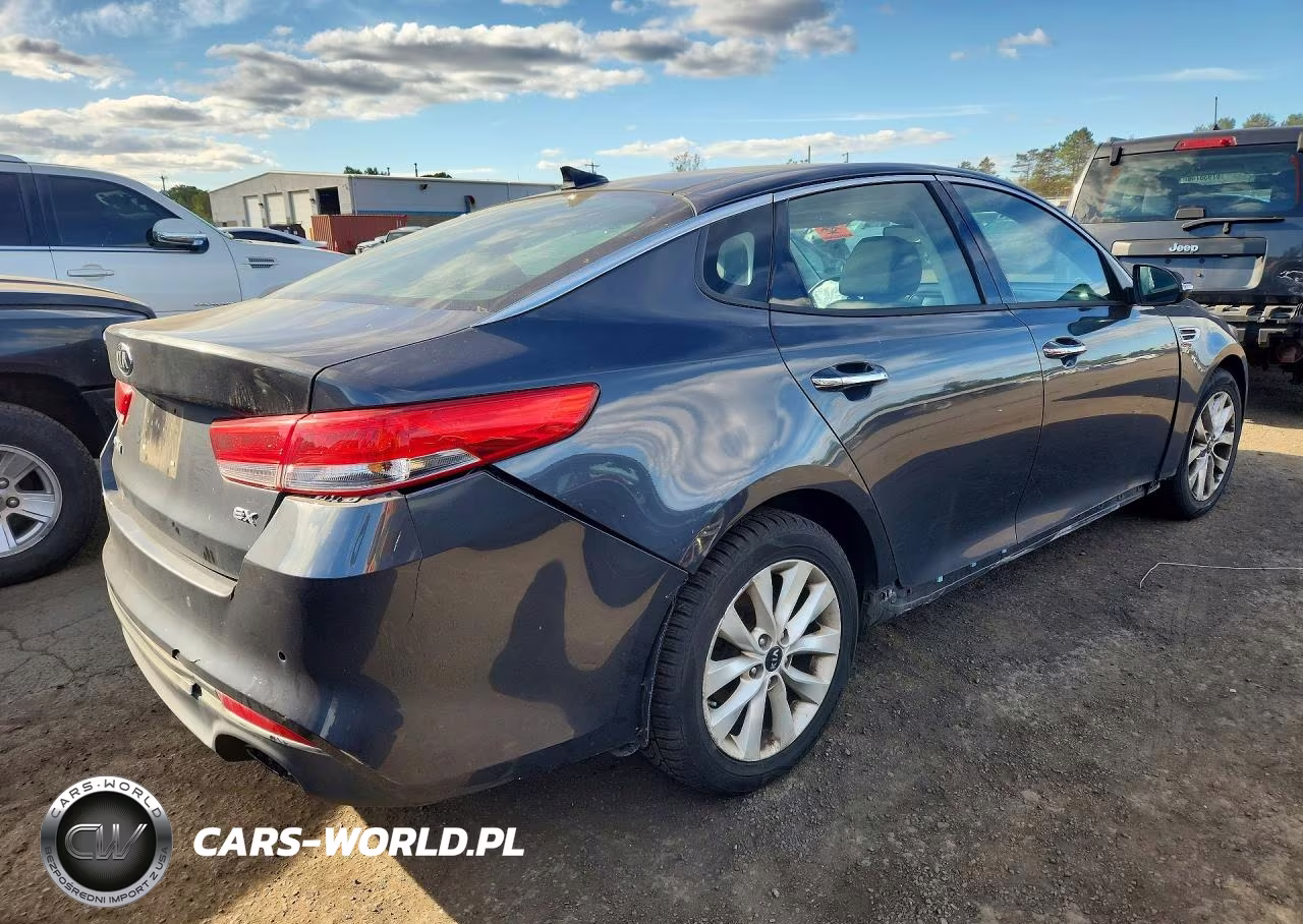 2018 Kia Optima Ex VIN:5XXGU4L38JG216467 - 3