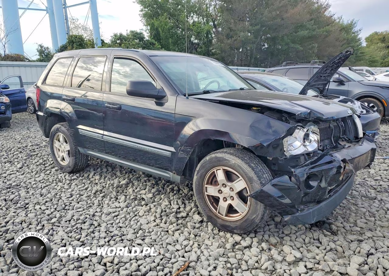 2007 Jeep Grand Cherokee Laredo VIN:1J8GR48KX7C644429 - 4