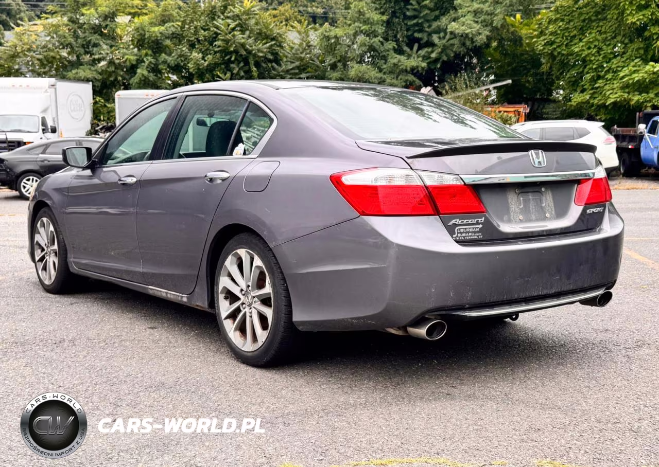 2015 Honda Accord Sport VIN:1HGCR2E56FA096515 - 3