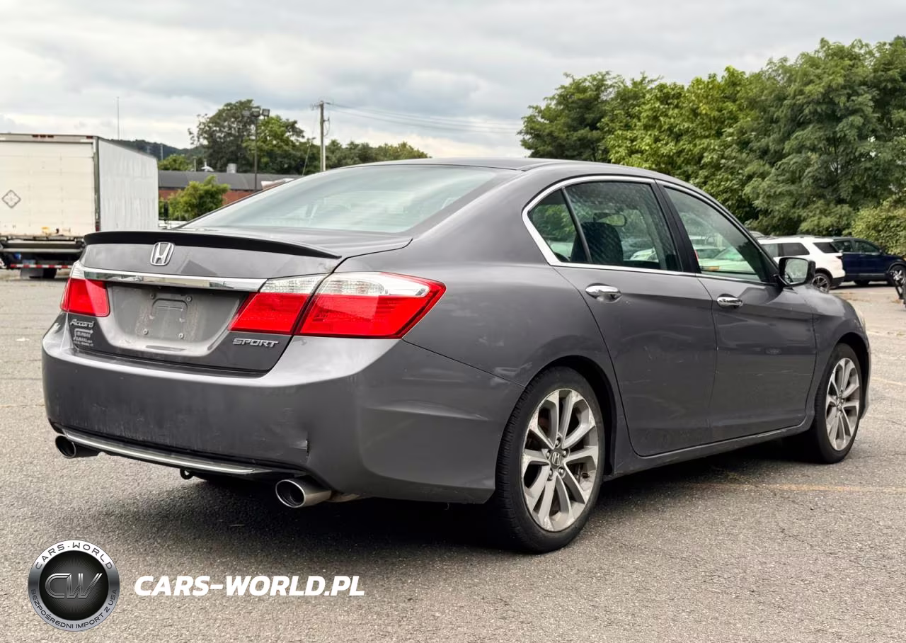 2015 Honda Accord Sport VIN:1HGCR2E56FA096515 - 4