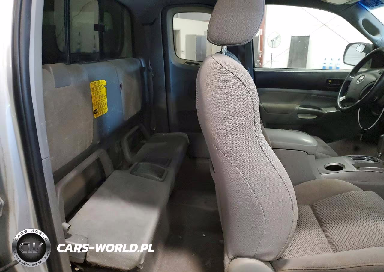2008 Toyota Tacoma V6 VIN:5TEUU42N68Z555309 - 10