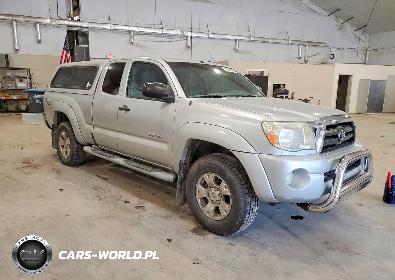 2008 Toyota Tacoma V6 VIN:5TEUU42N68Z555309 - 4
