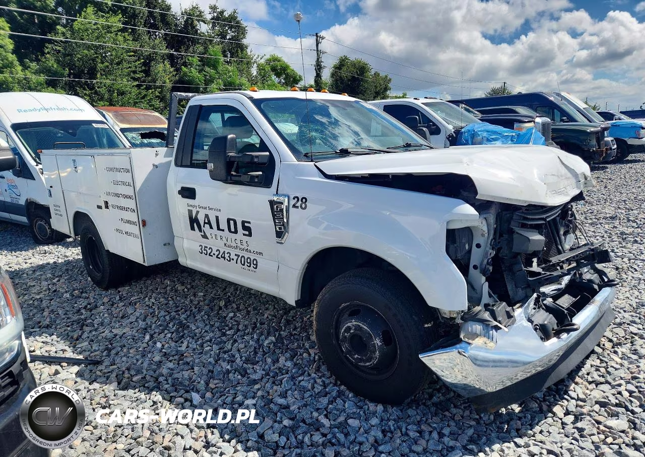 2019 Ford F350 Super Duty VIN:1FDRF3G67KEC24921 - 4