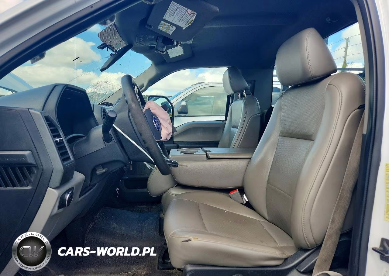 2019 Ford F350 Super Duty VIN:1FDRF3G67KEC24921 - 7