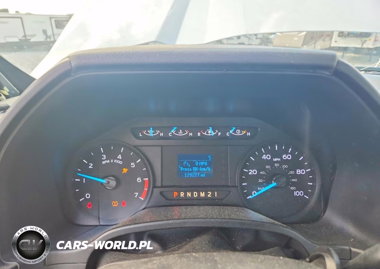 2019 Ford F350 Super Duty VIN:1FDRF3G67KEC24921 - 9