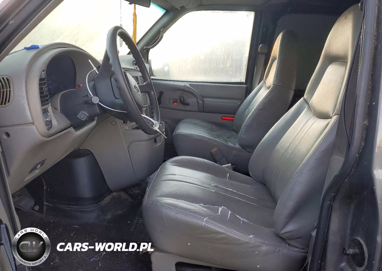 2001 Chevrolet Astro VIN:1GCDM19W01B122298 - 7