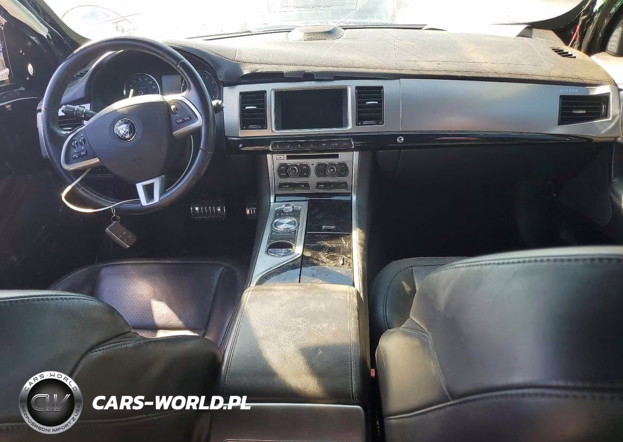 2014 Jaguar Xf Supercharged VIN:SAJWA0HP4EMU11752 - 8