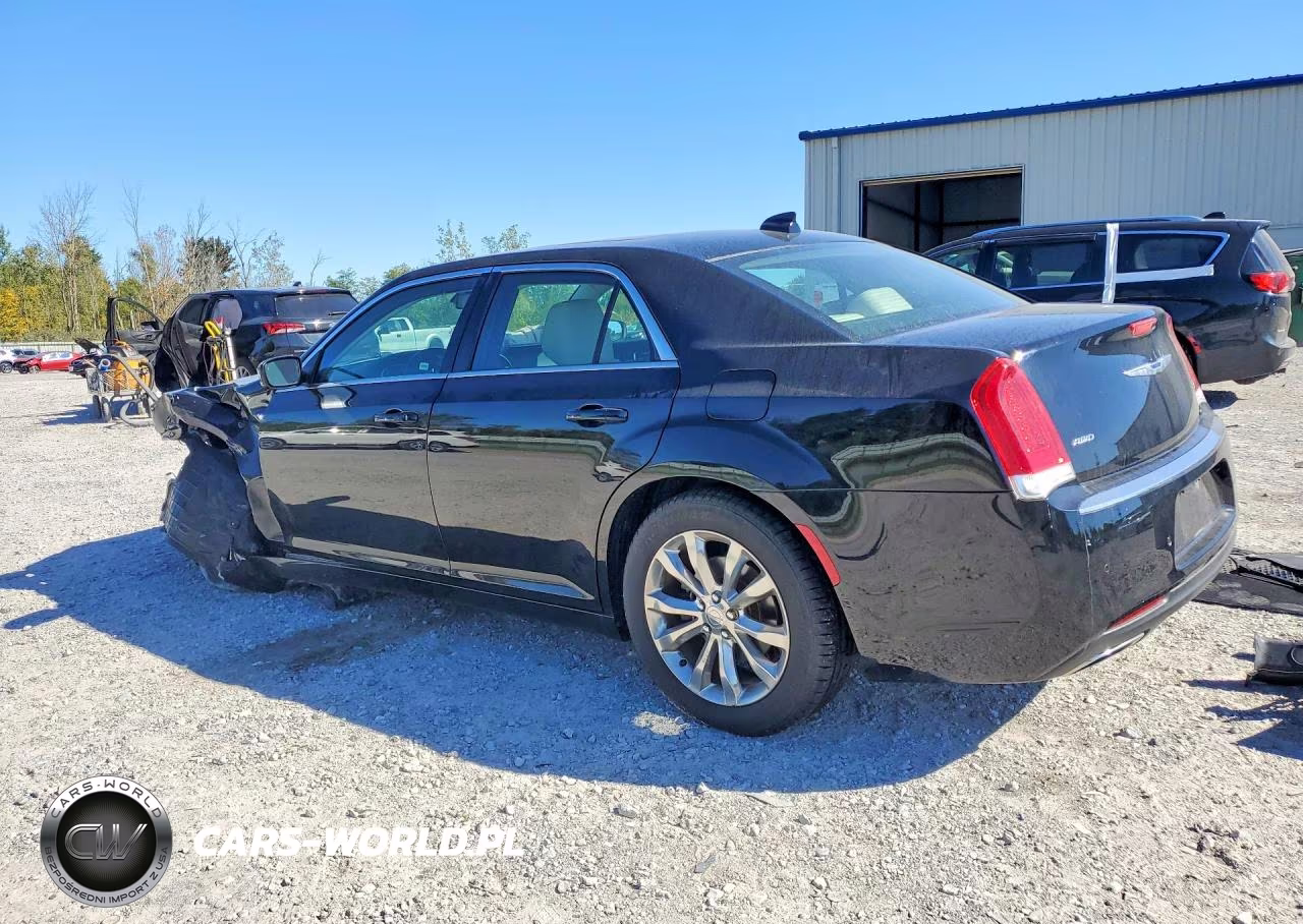 2021 Chrysler 300 Touring VIN:2C3CCARG1MH533118 - 2