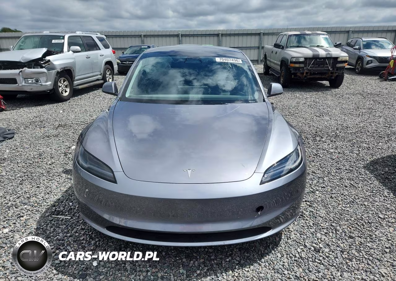 2025 Tesla Model 3 VIN:5YJ3E1EA7SF029120 - 5