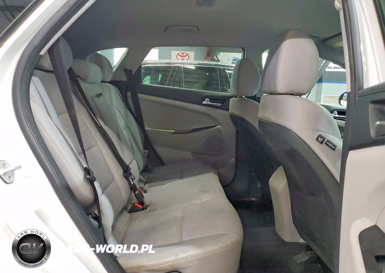 2019 Hyundai Tucson VIN:KM8J2CA47KU912827 - 11