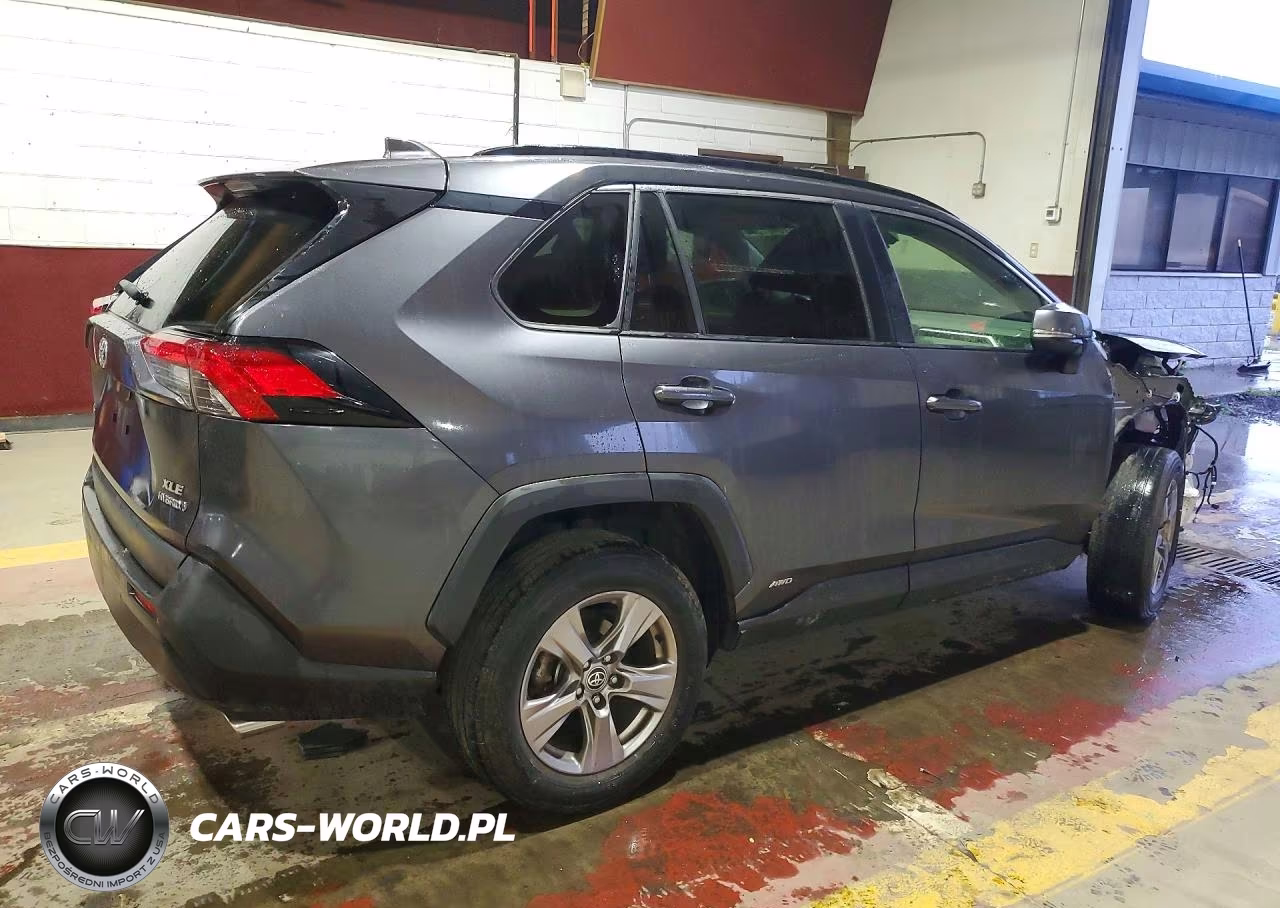 2022 Toyota Rav4 Xle VIN:JTMRWRFV6NJ055695 - 3