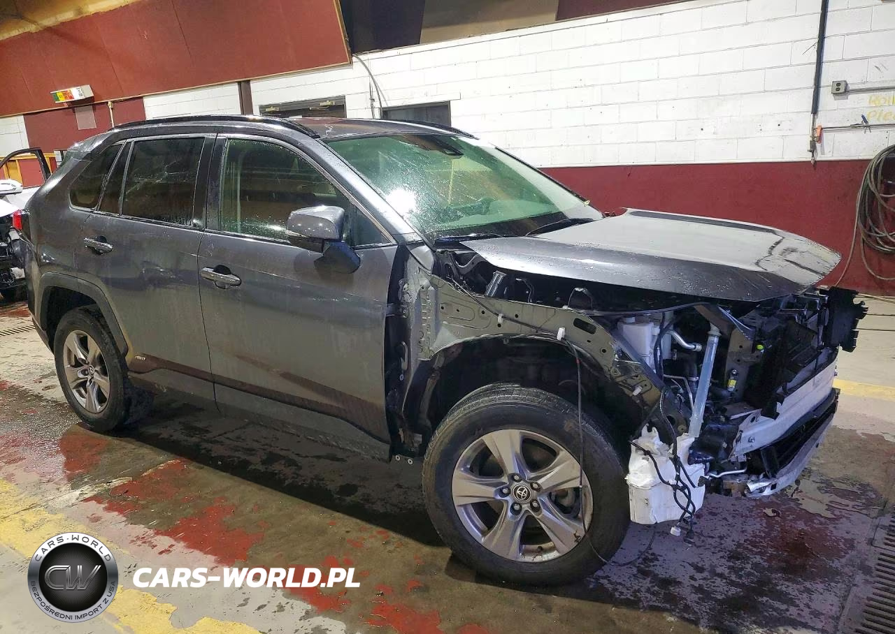 2022 Toyota Rav4 Xle VIN:JTMRWRFV6NJ055695 - 4