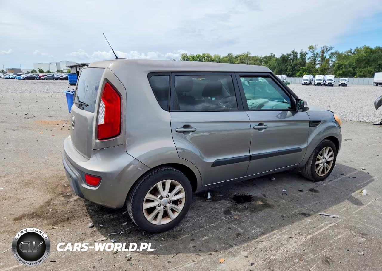2013 Kia Soul + VIN:KNDJT2A65D7508441 - 3