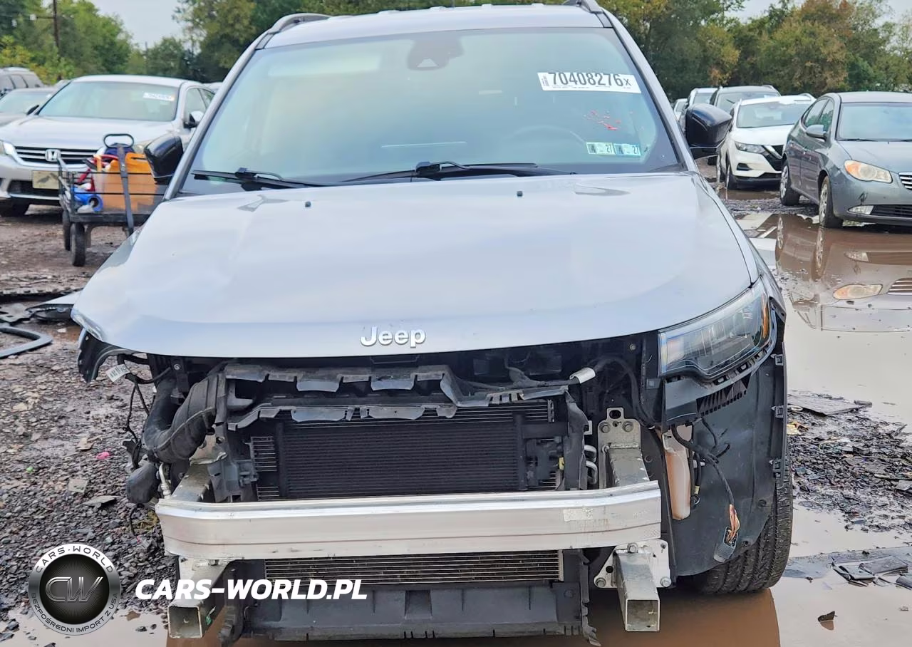 2022 Jeep Compass Latitude Lux VIN:3C4NJDFB3NT235568 - 5