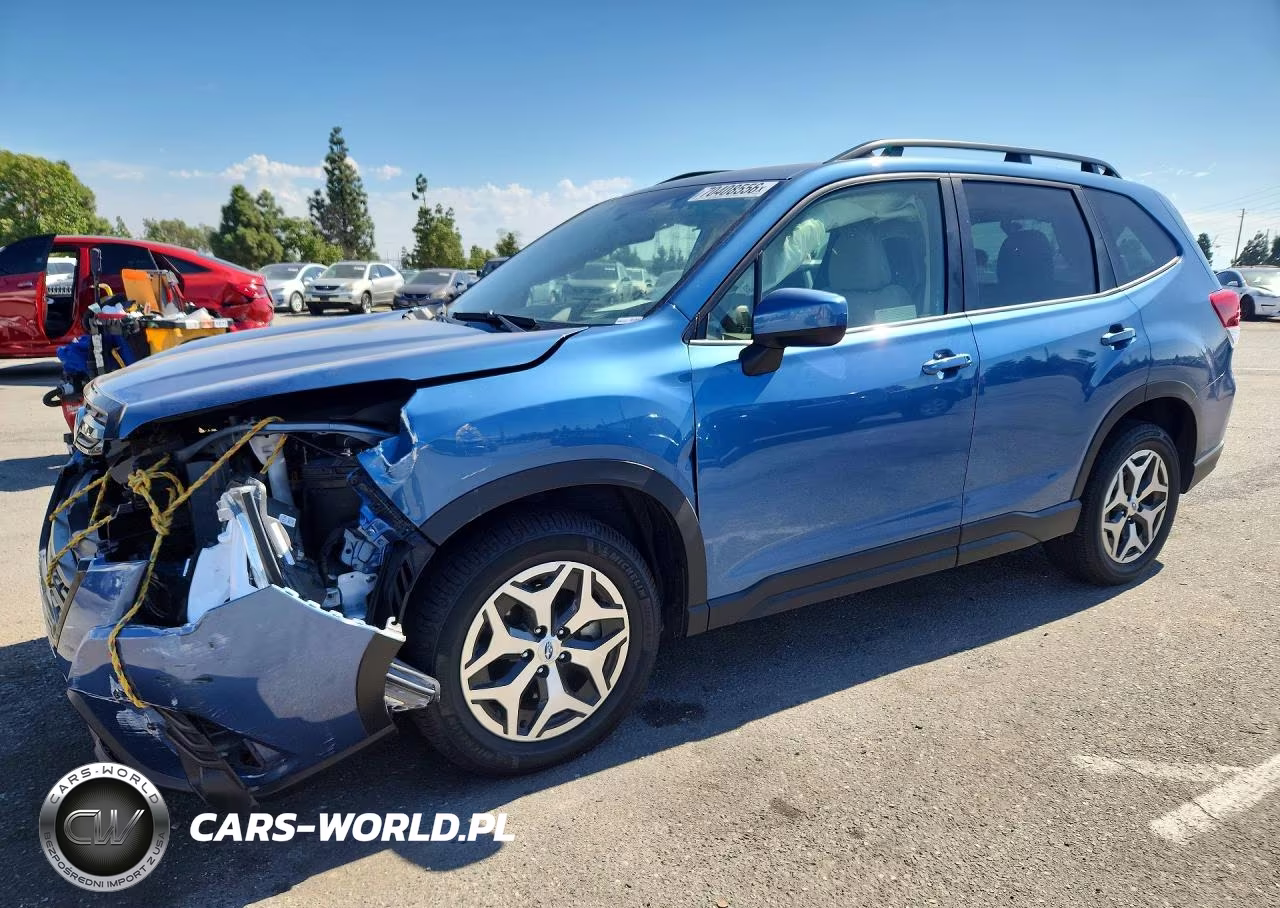 2023 Subaru Forester Premium