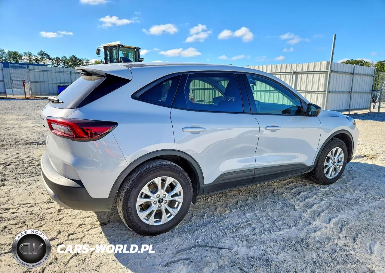 2026 Ford Escape Active VIN:1FMCU0GN6TUA17204 - 3