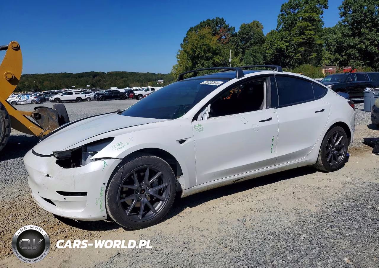 2022 Tesla Model 3 – zdjęcie 1 z 12