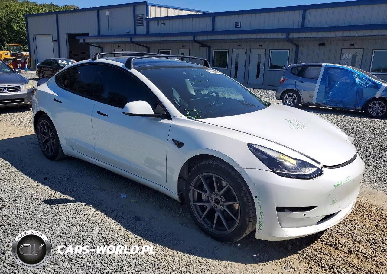 2022 Tesla Model 3 VIN:5YJ3E1EB8NF125562 - 4