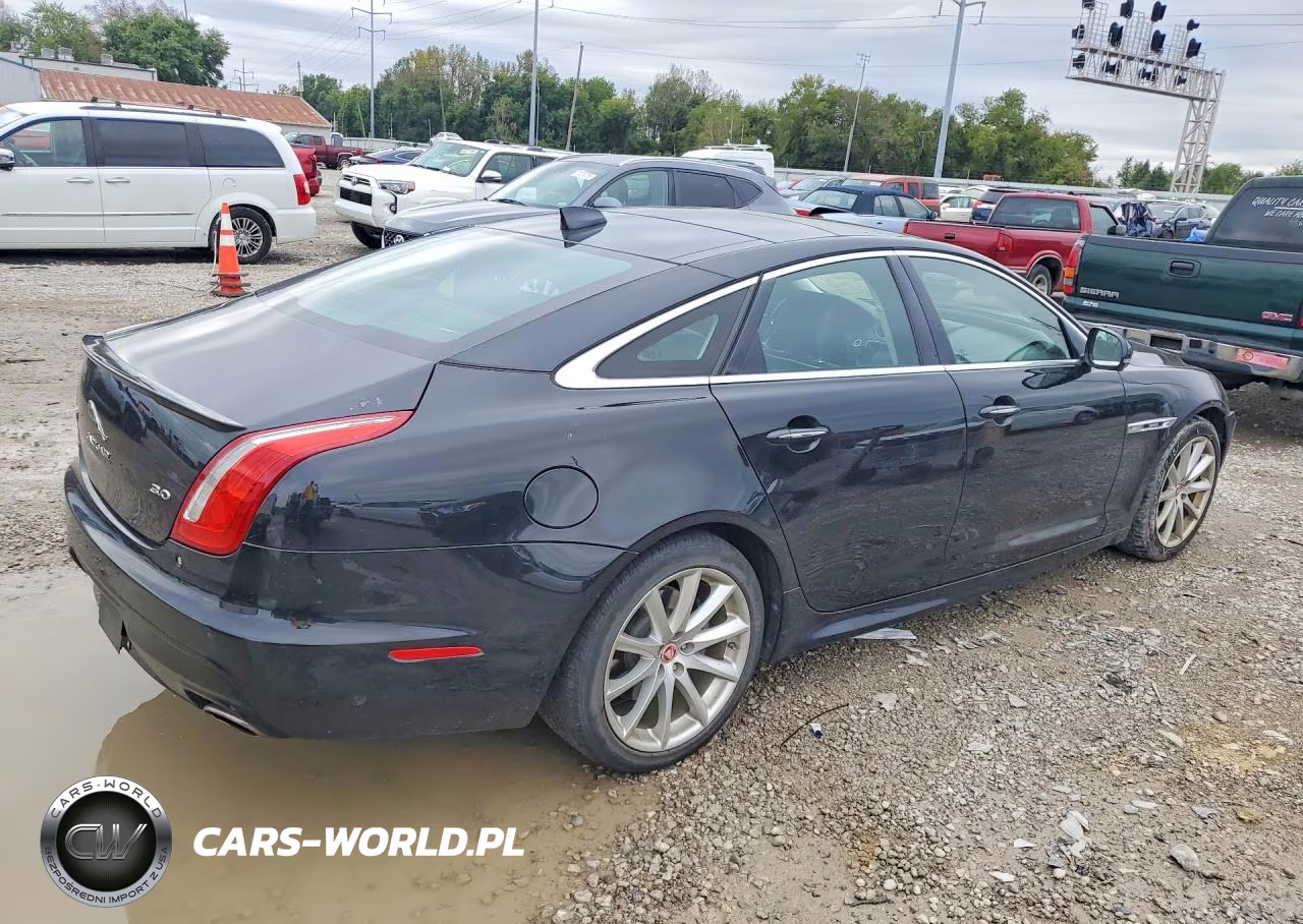 2016 Jaguar Xj VIN:SAJWA1C71G8V96156 - 3