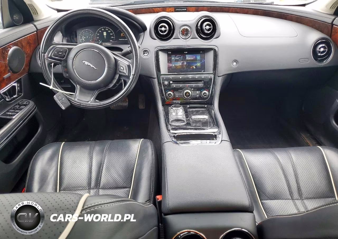 2016 Jaguar Xj VIN:SAJWA1C71G8V96156 - 8