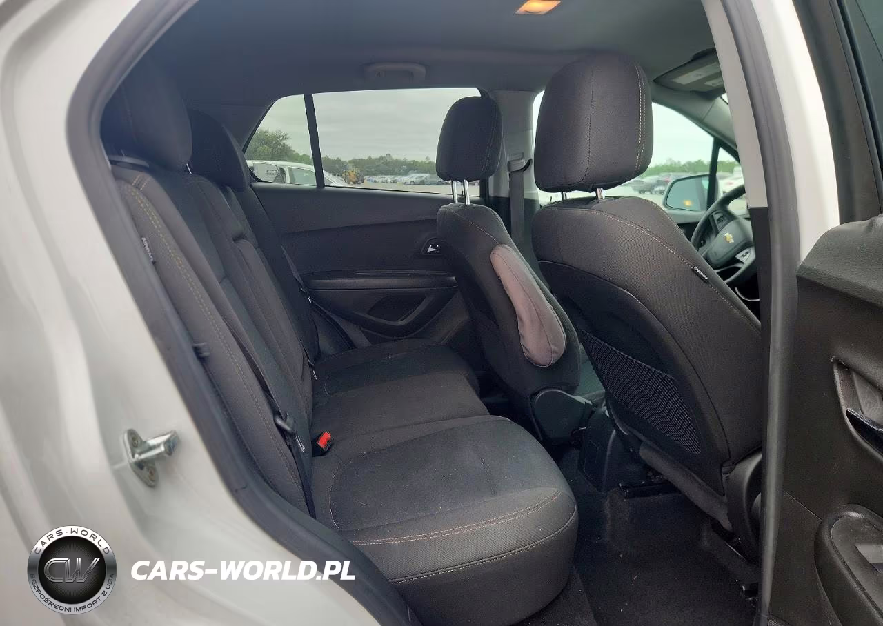 2021 Chevrolet Trax Ls VIN:KL7CJNSM8MB369672 - 10