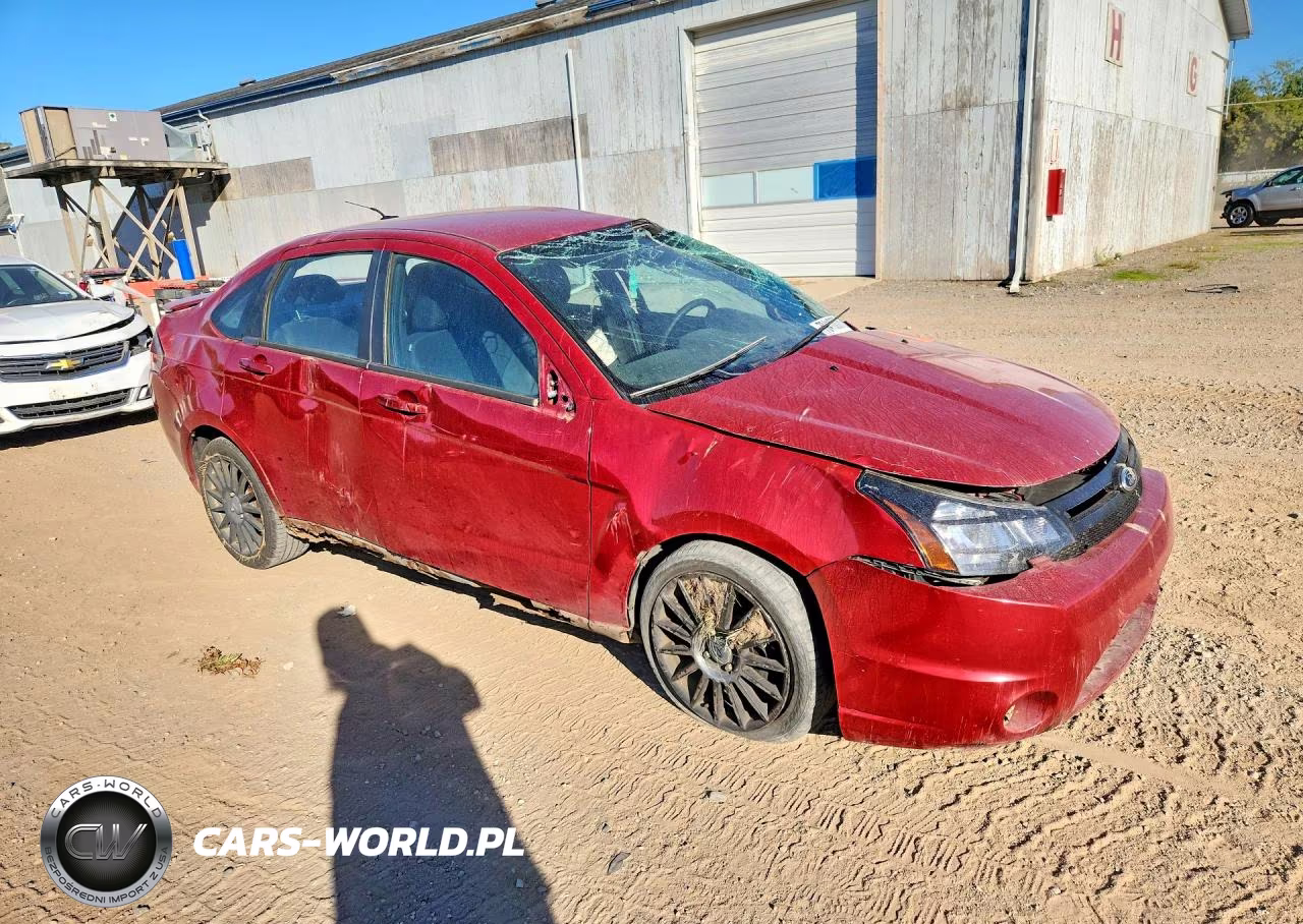 2011 Ford Focus Ses VIN:1FAHP3GN5BW135806 - 4
