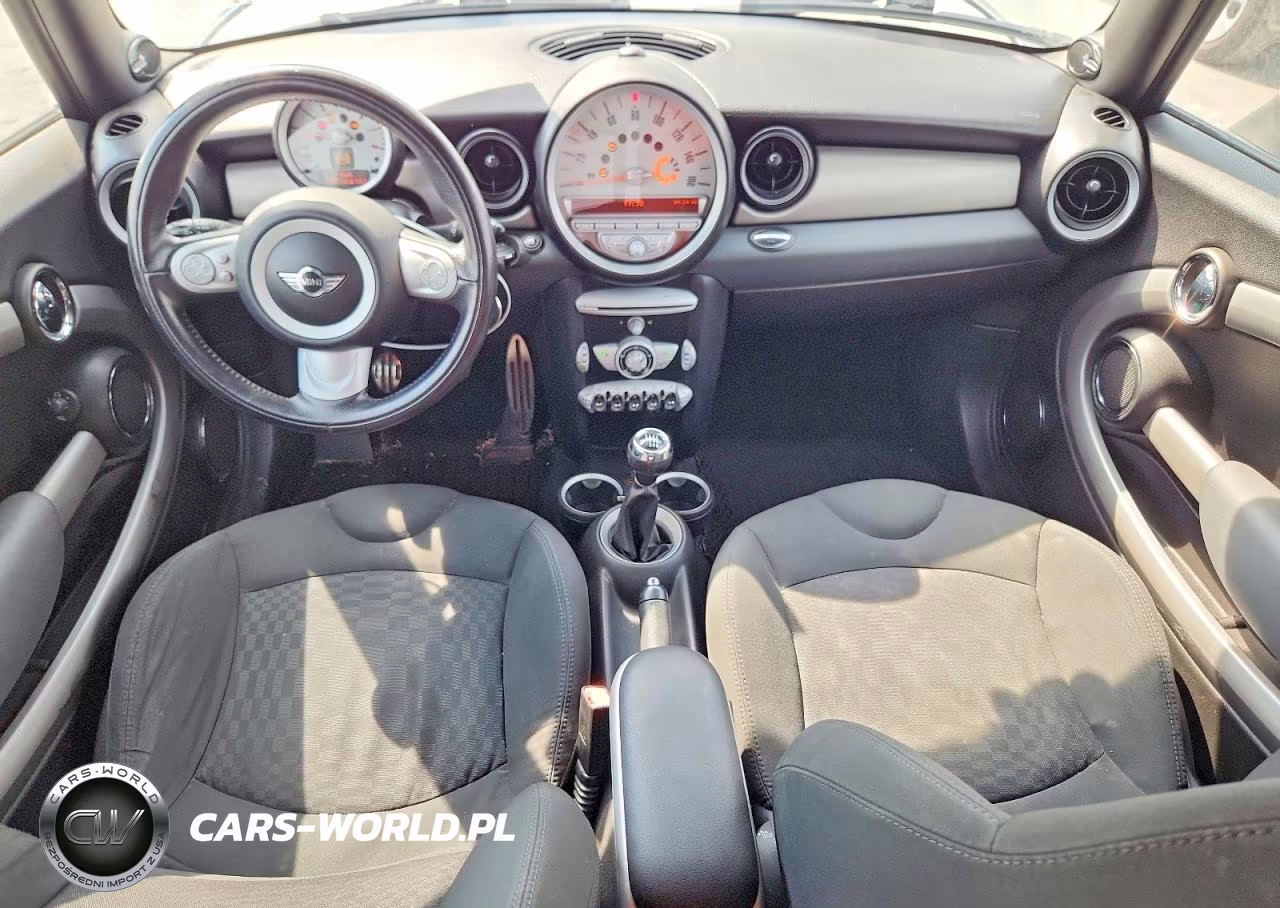 2010 Mini Cooper S VIN:WMWMF7C53ATX43667 - 8