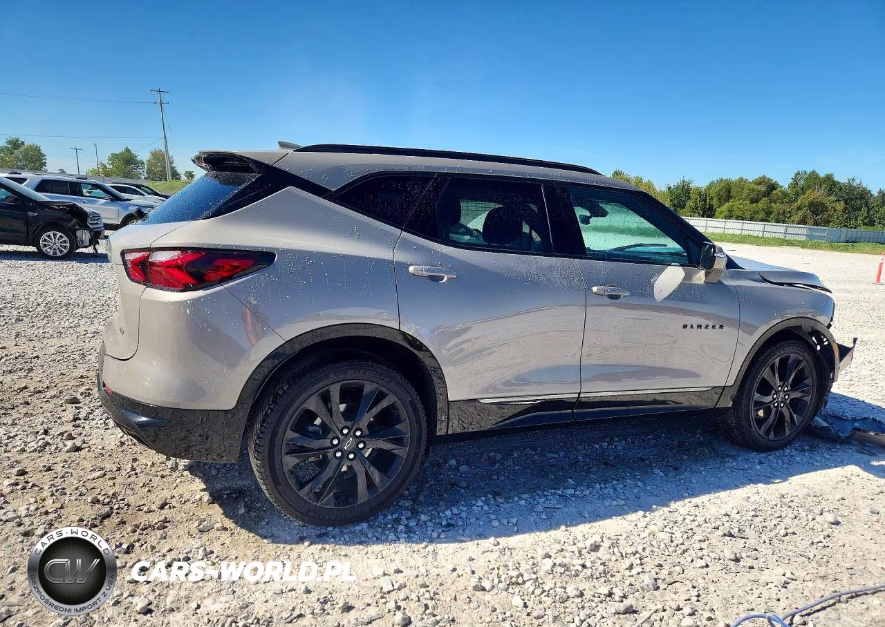 2021 Chevrolet Blazer Rs VIN:3GNKBKRS4MS559303 - 3