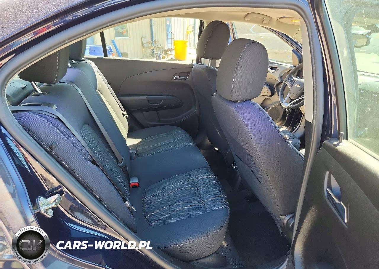 2015 Chevrolet Sonic Lt VIN:1G1JC5SH6F4139751 - 10