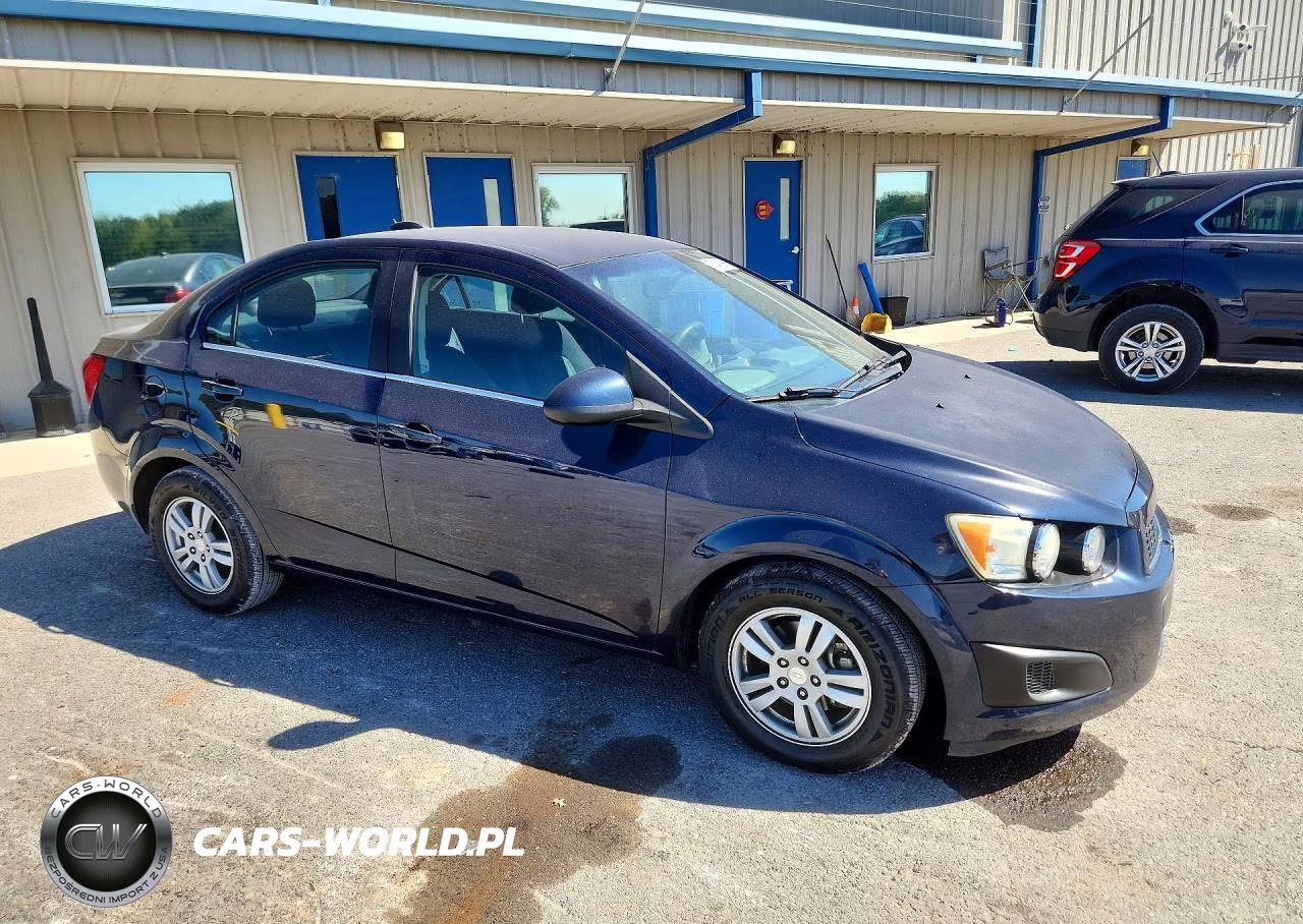 2015 Chevrolet Sonic Lt VIN:1G1JC5SH6F4139751 - 4