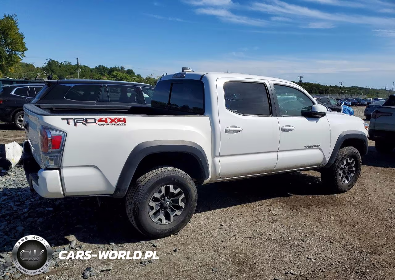 2023 Toyota Tacoma Trd Off-Road VIN:3TMCZ5AN3PM634887 - 3