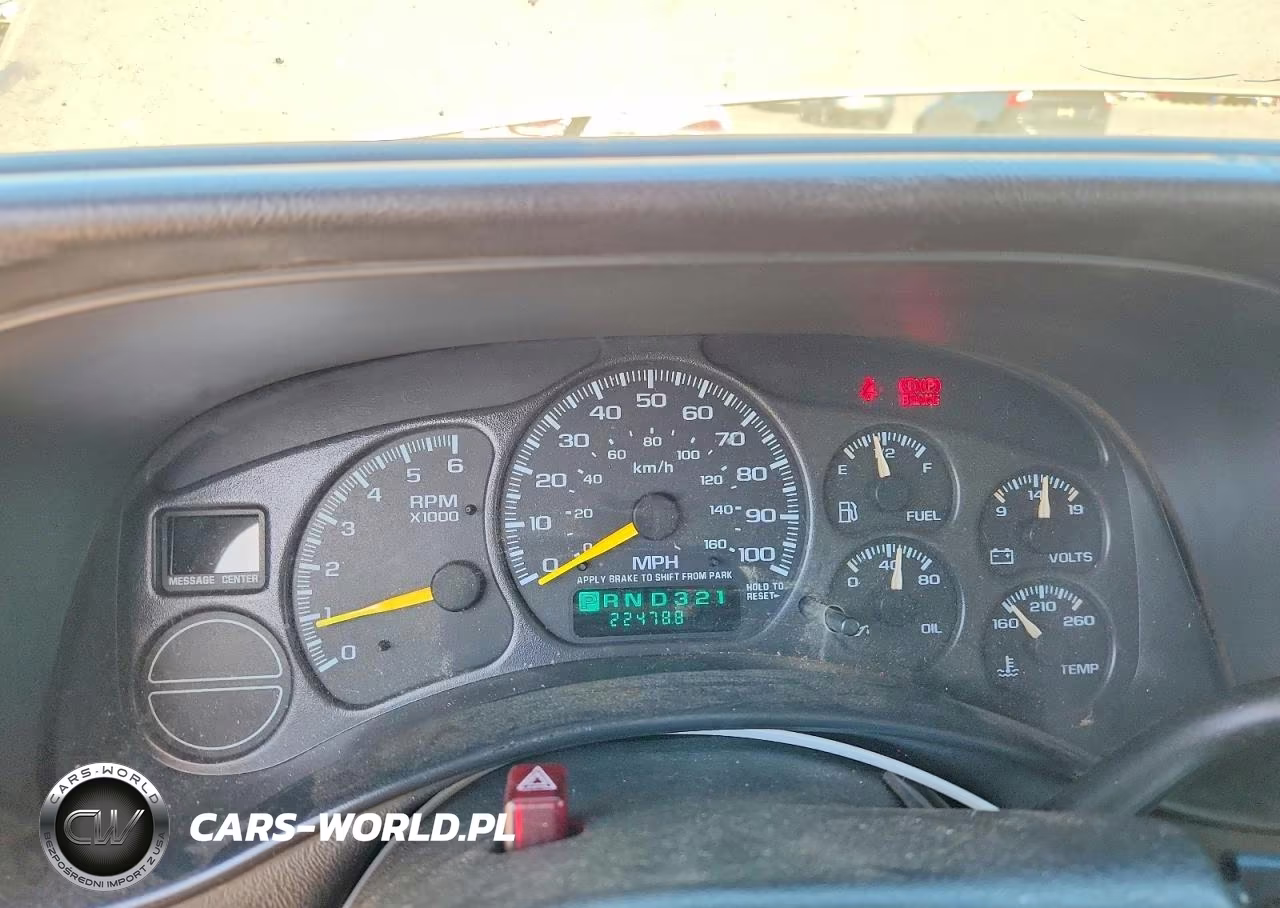 2000 Chevrolet Silverado C1500 VIN:1GCEC19VXYZ353581 - 9