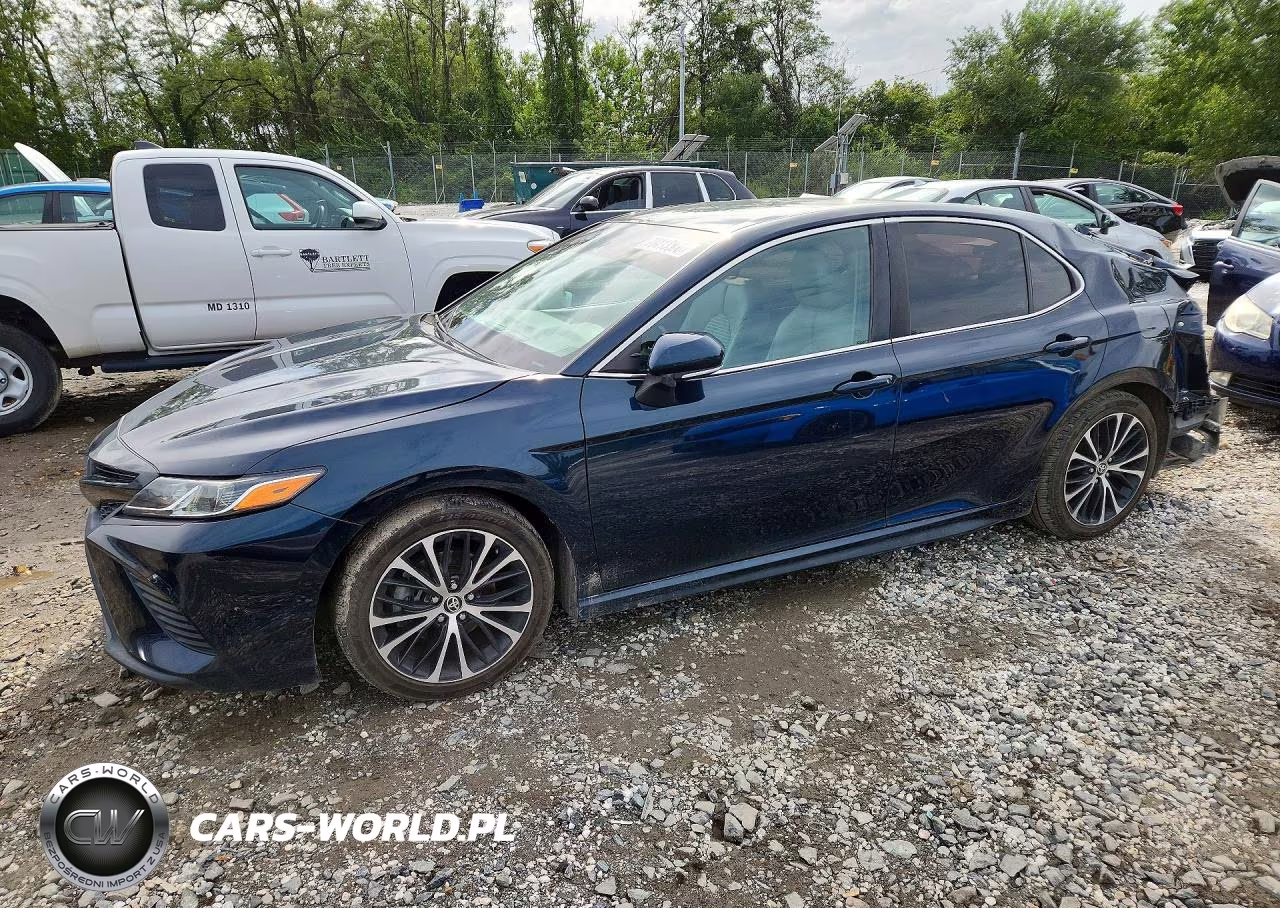 2020 Toyota Camry Se – zdjęcie 1 z 12