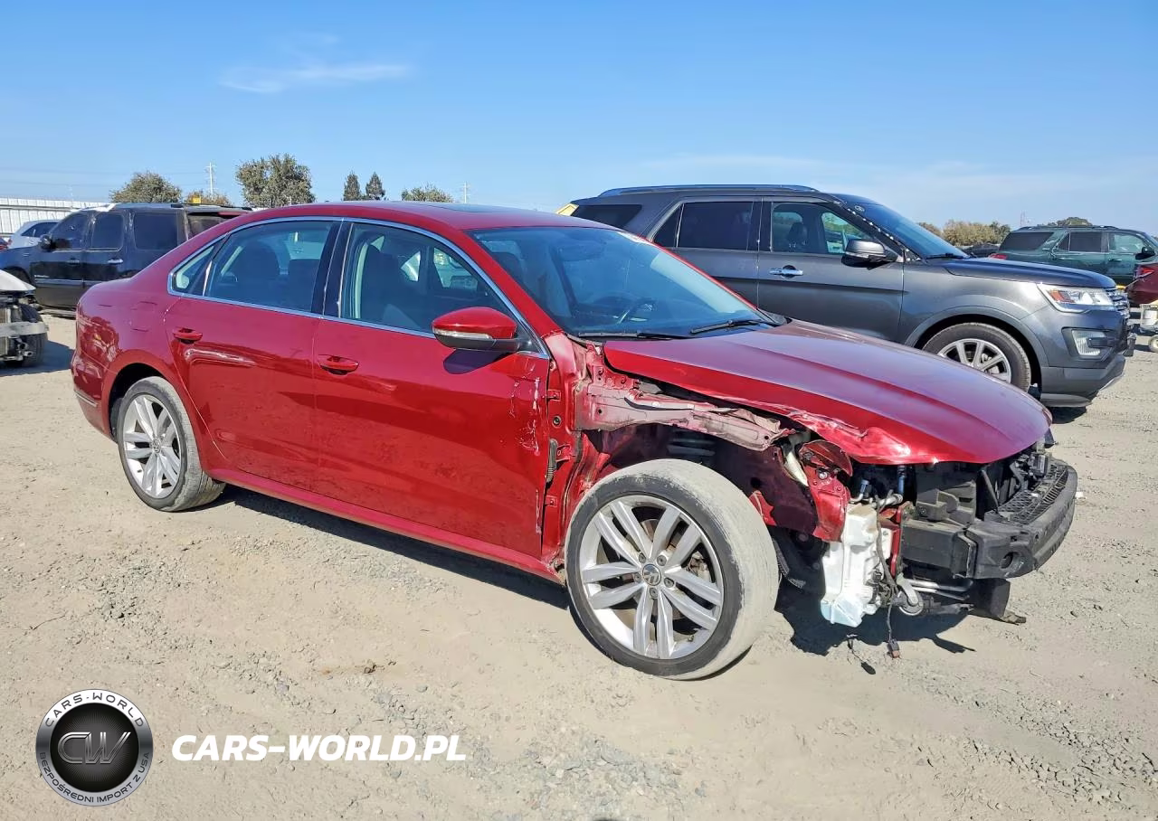2018 Volkswagen Passat Se VIN:1VWBA7A38JC009632 - 4