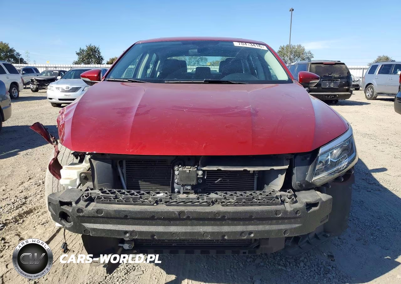 2018 Volkswagen Passat Se VIN:1VWBA7A38JC009632 - 5