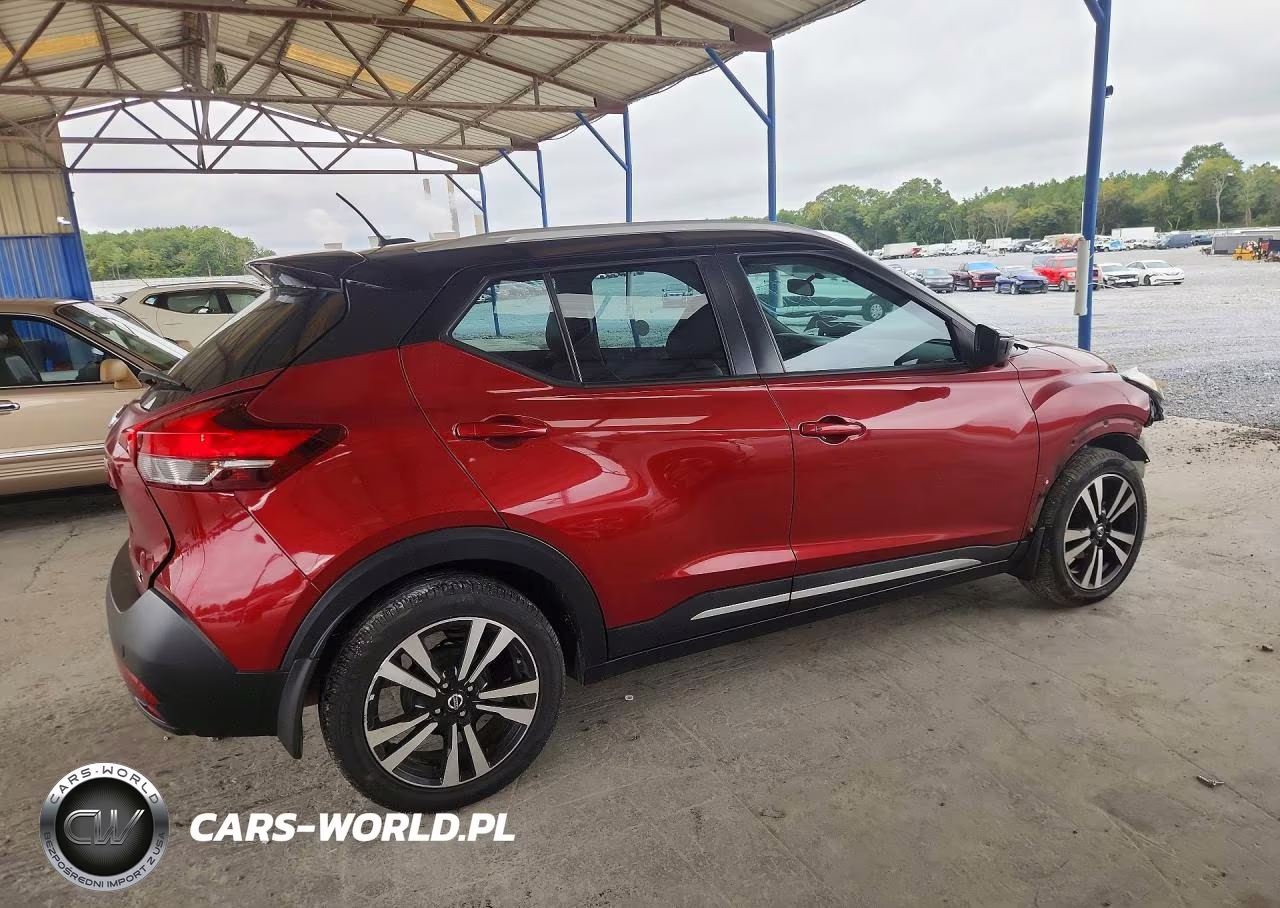 2018 Nissan Kicks Sr VIN:3N1CP5CU8JL545245 - 3