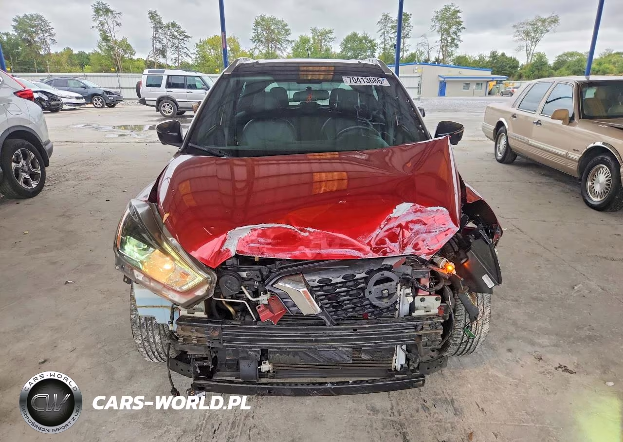 2018 Nissan Kicks Sr VIN:3N1CP5CU8JL545245 - 5
