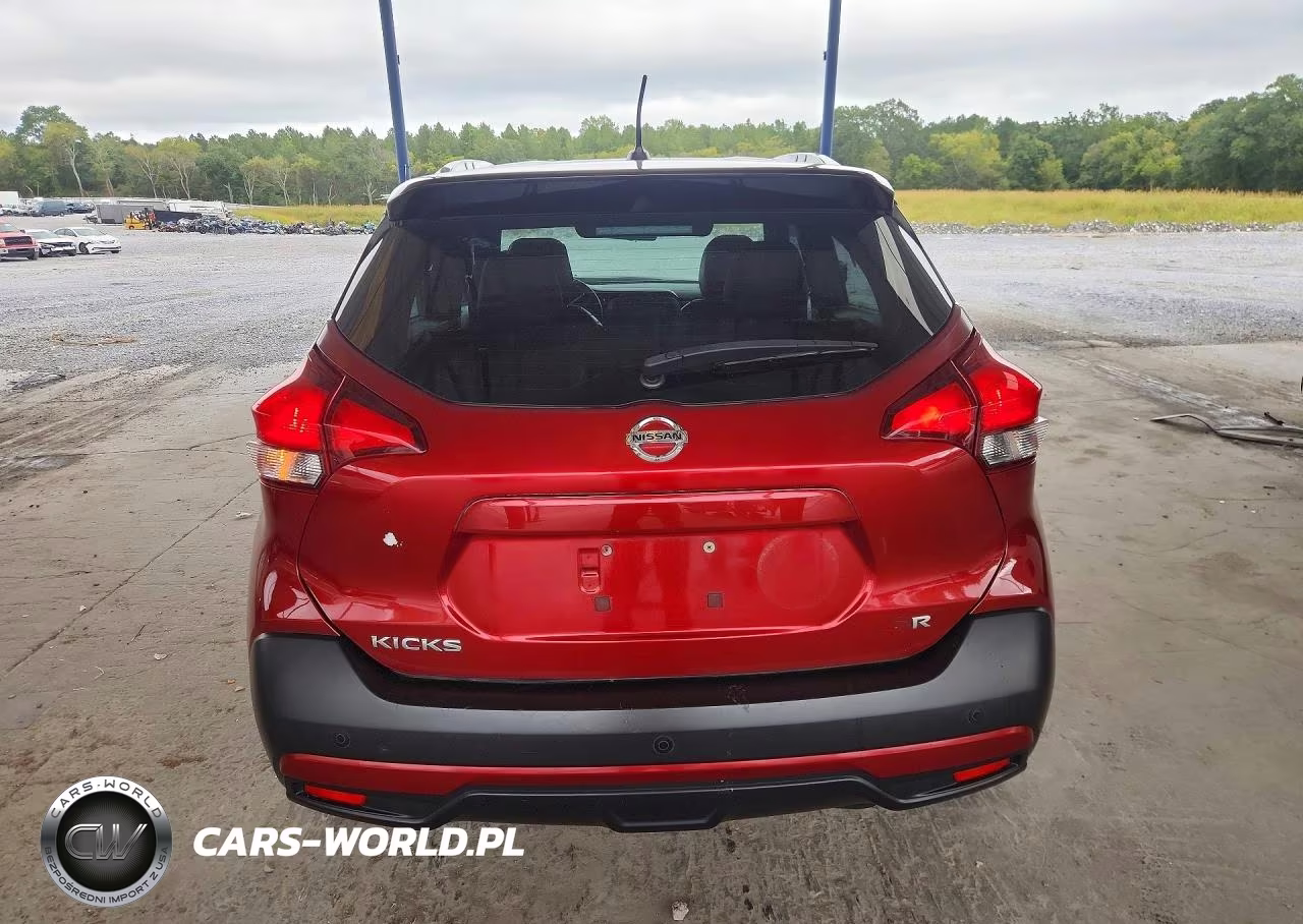 2018 Nissan Kicks Sr VIN:3N1CP5CU8JL545245 - 6