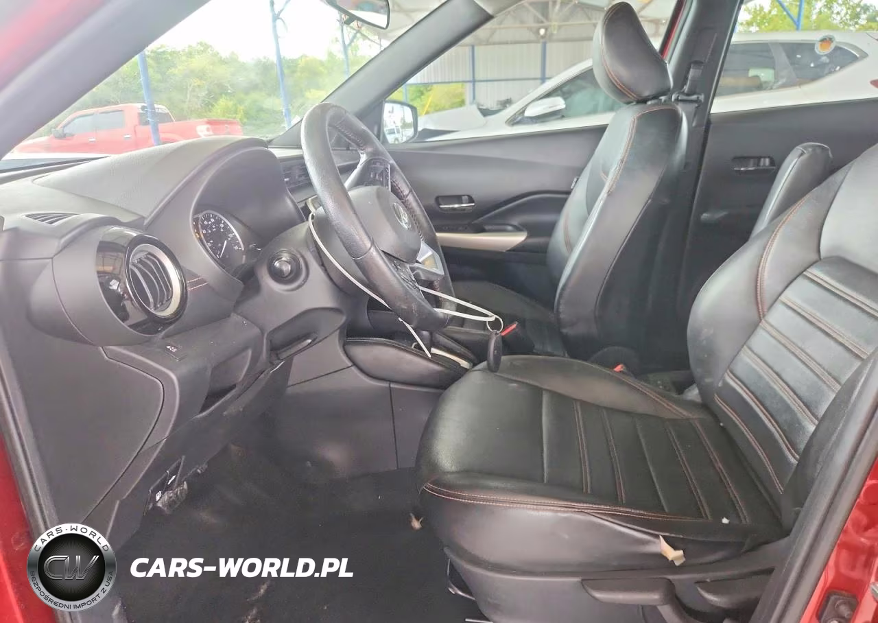2018 Nissan Kicks Sr VIN:3N1CP5CU8JL545245 - 7