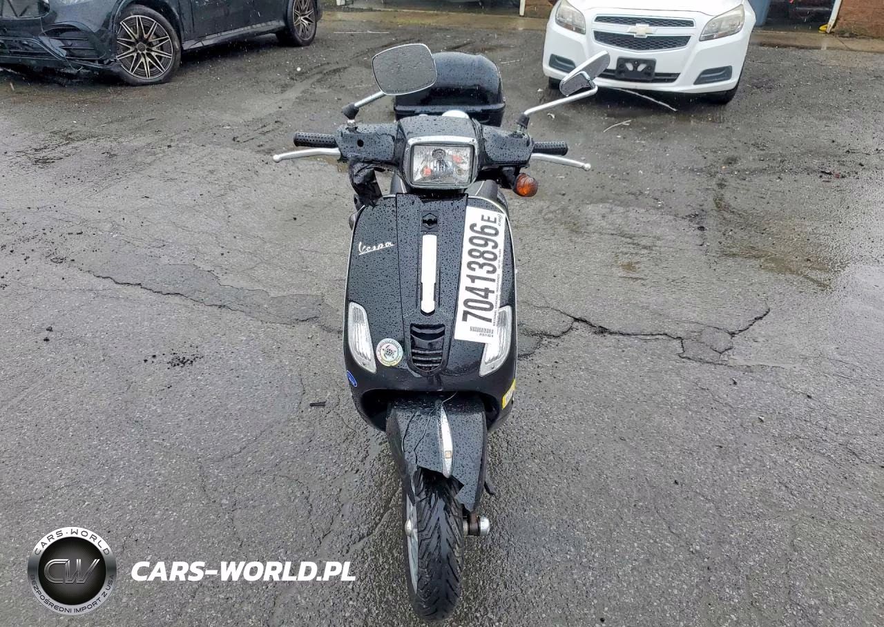 2009 Vespa Lx 150 VIN:ZAPM448F695602261 - 2