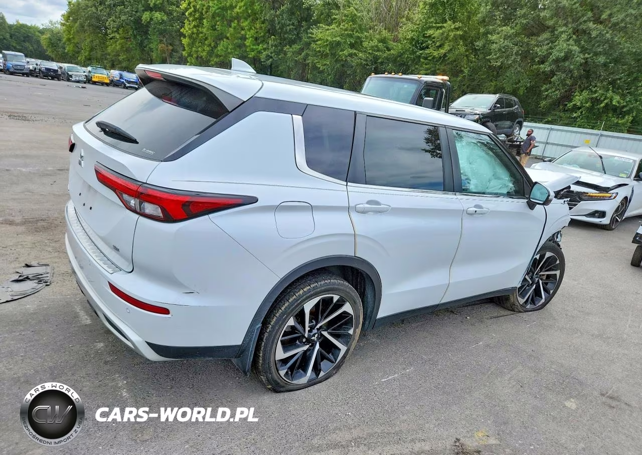 2024 Mitsubishi Outlander Se VIN:JA4J4VA83RZ004315 - 3