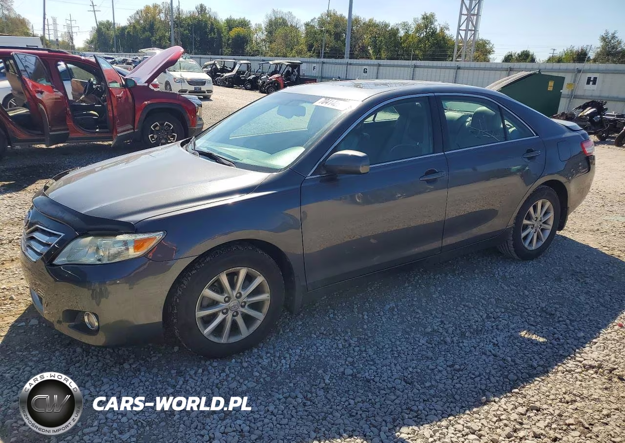 2011 Toyota Camry Xle – zdjęcie 1 z 12