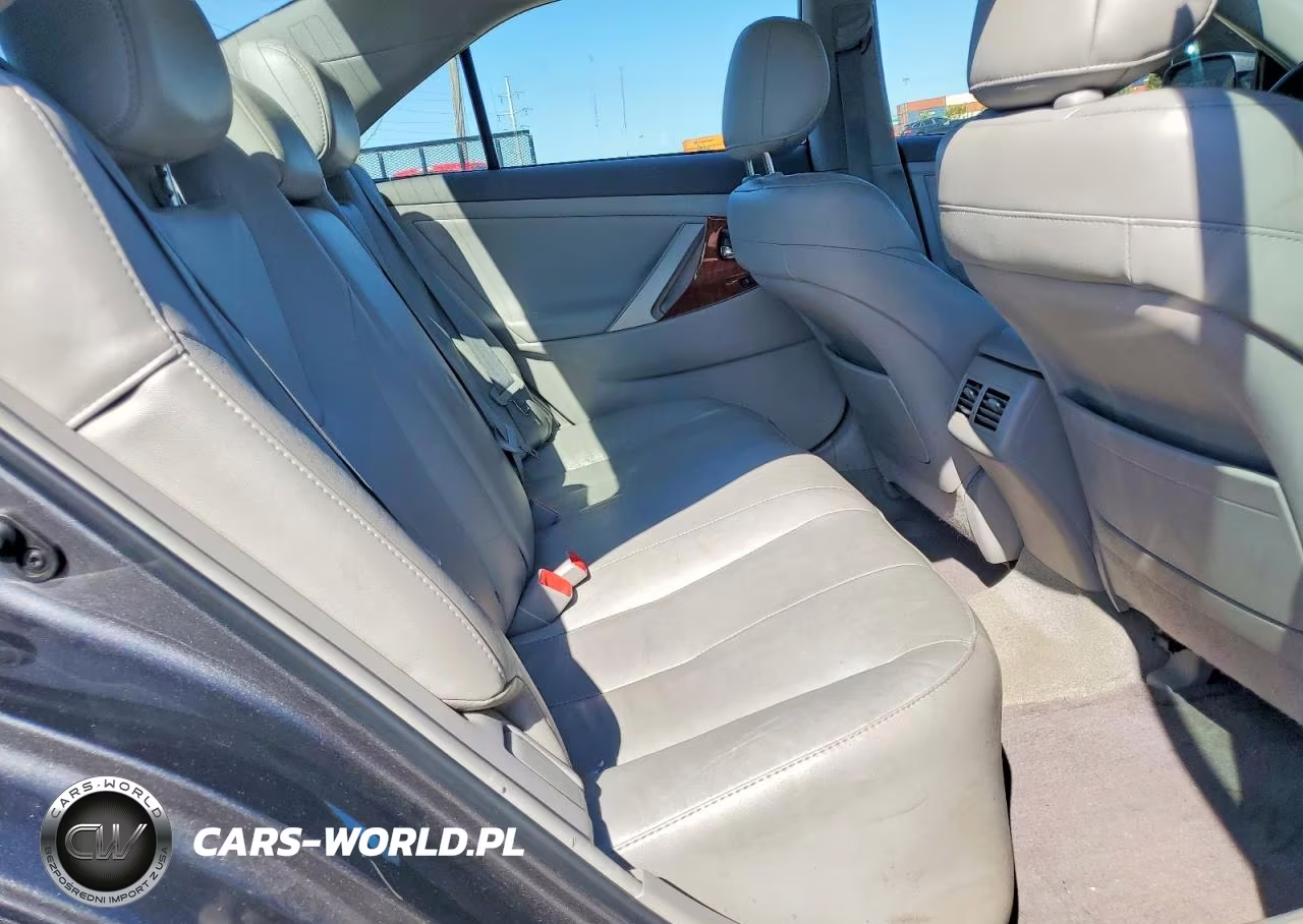 2011 Toyota Camry Xle VIN:4T1BF3EK2BU750512 - 10
